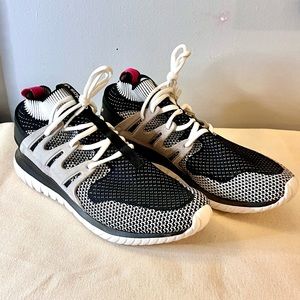 Adidas prime knit size 9.5